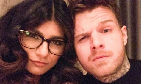 mia khalifa divorce|Mia Khalifa announces separation from husband Robert。